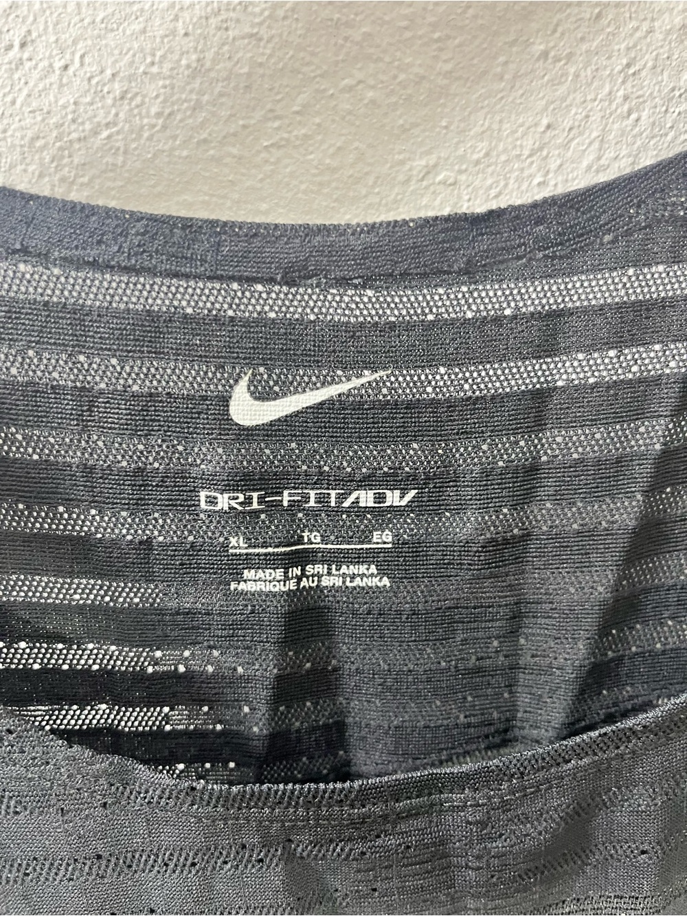 Nike Dri-FIT Aeroswift ADV Men’s Running Singlet X-large XL Black $90 - Picture 4 of 8